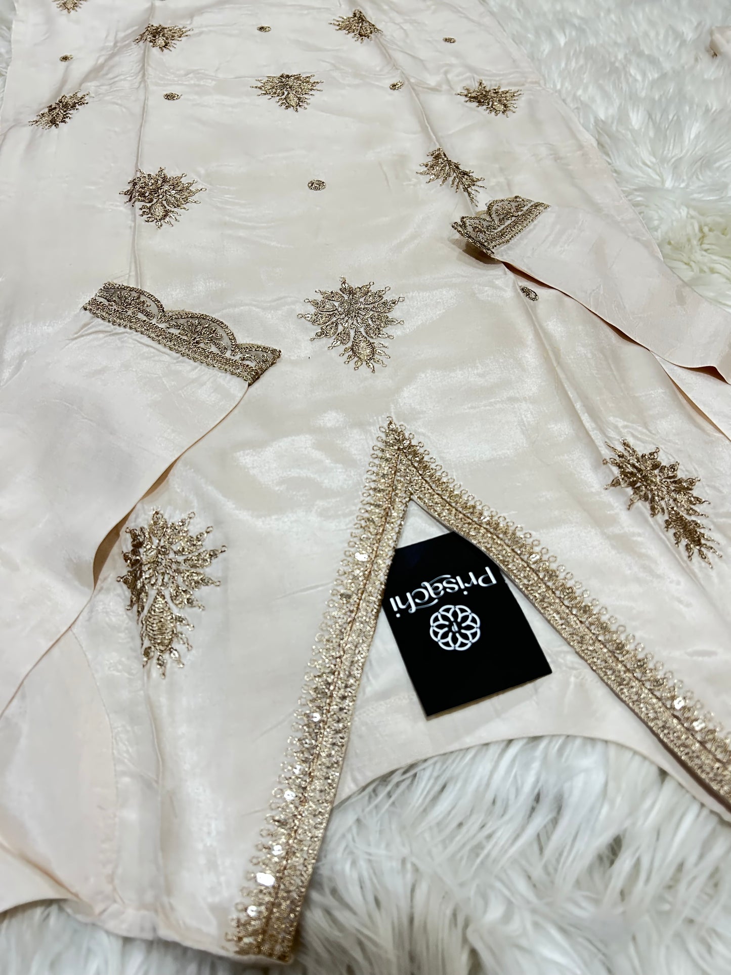 Off White Lilac silk kurta set with red dupatta - Prisachi Official