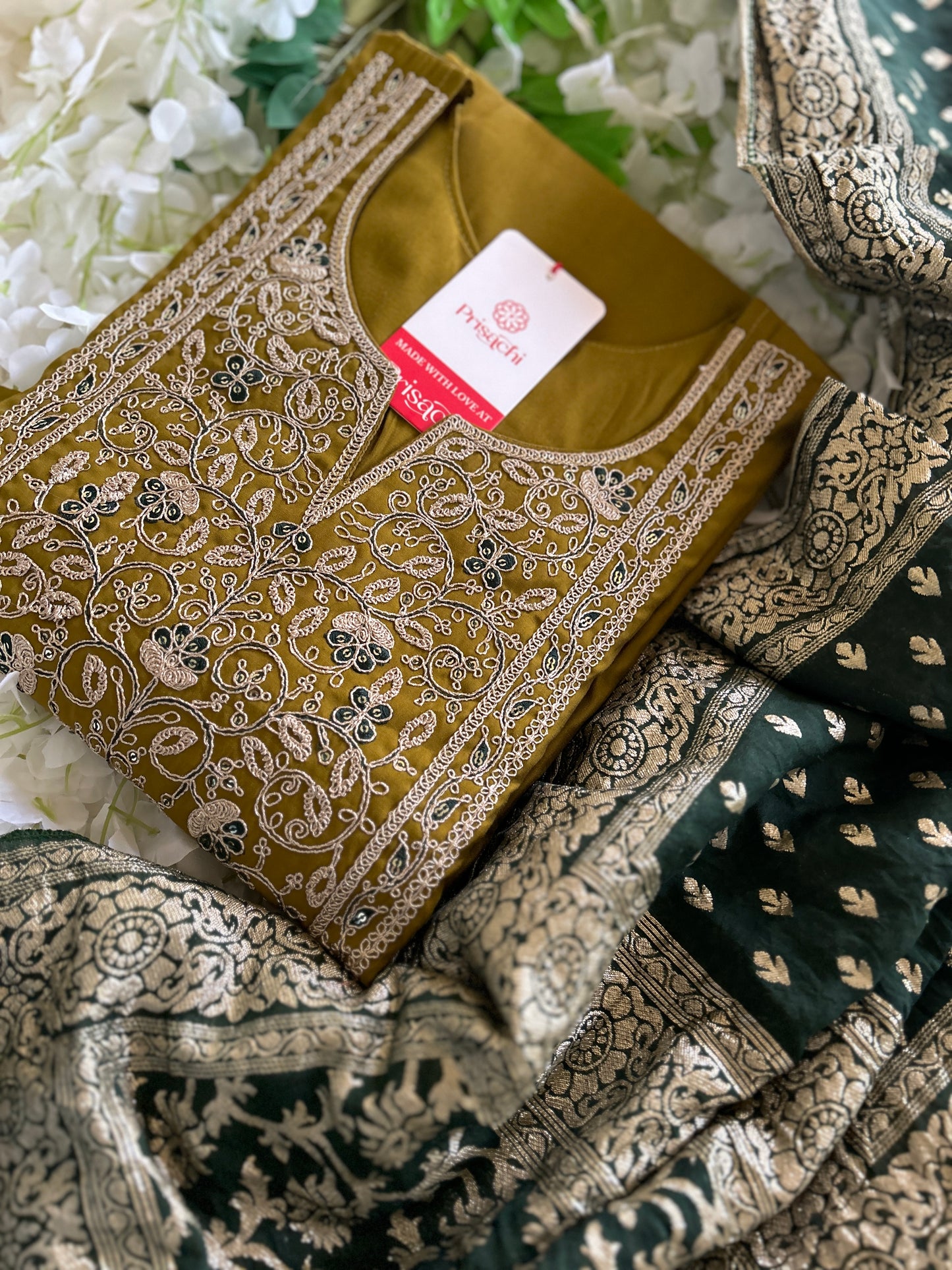 Mehndi Green embroidered kurta set with dupatta