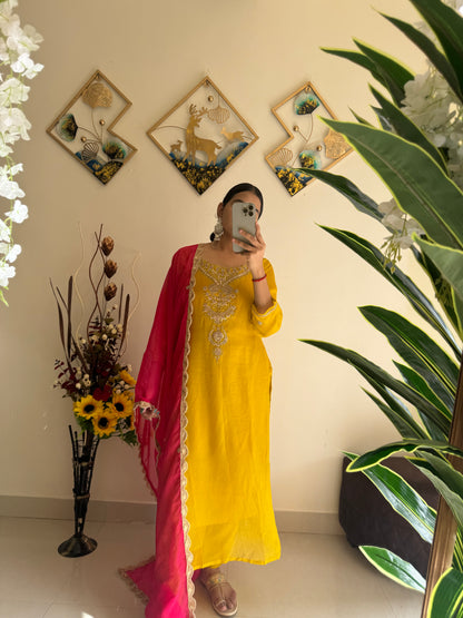 Yellow Embroidered kurta set with      Contrast Pink dupatta