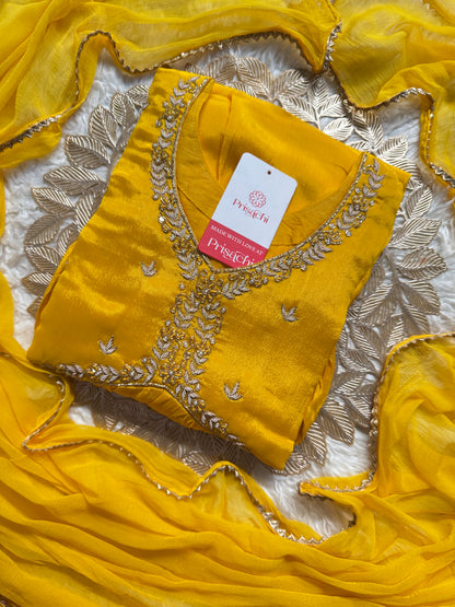 Alia style naira Cut kurti Pant With chiffon Dupatta