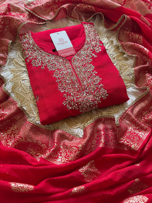 Red Embroidered kurta set with dupatta