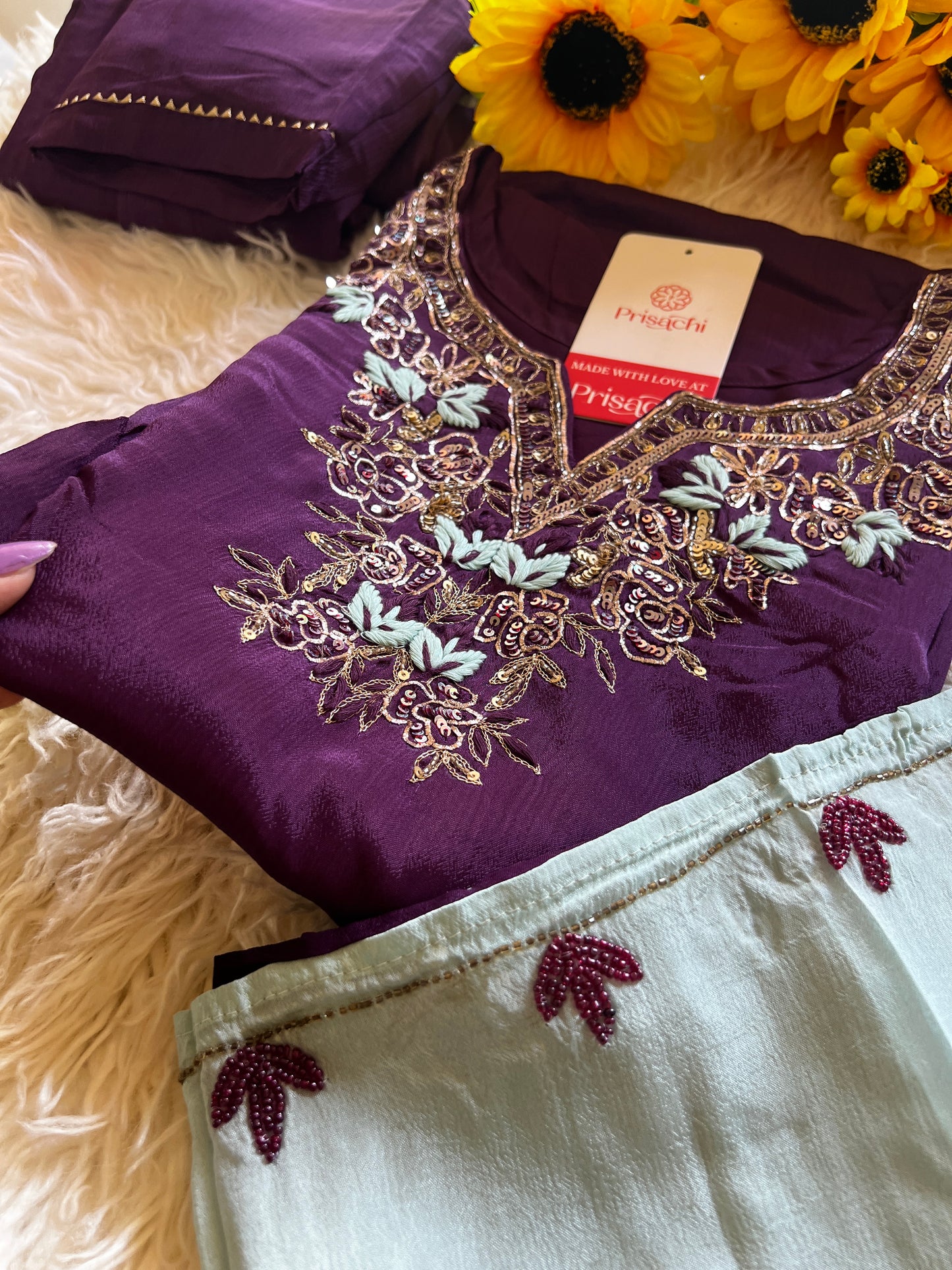 Purple Embroidered kurta set with dupatta with Zardosi work