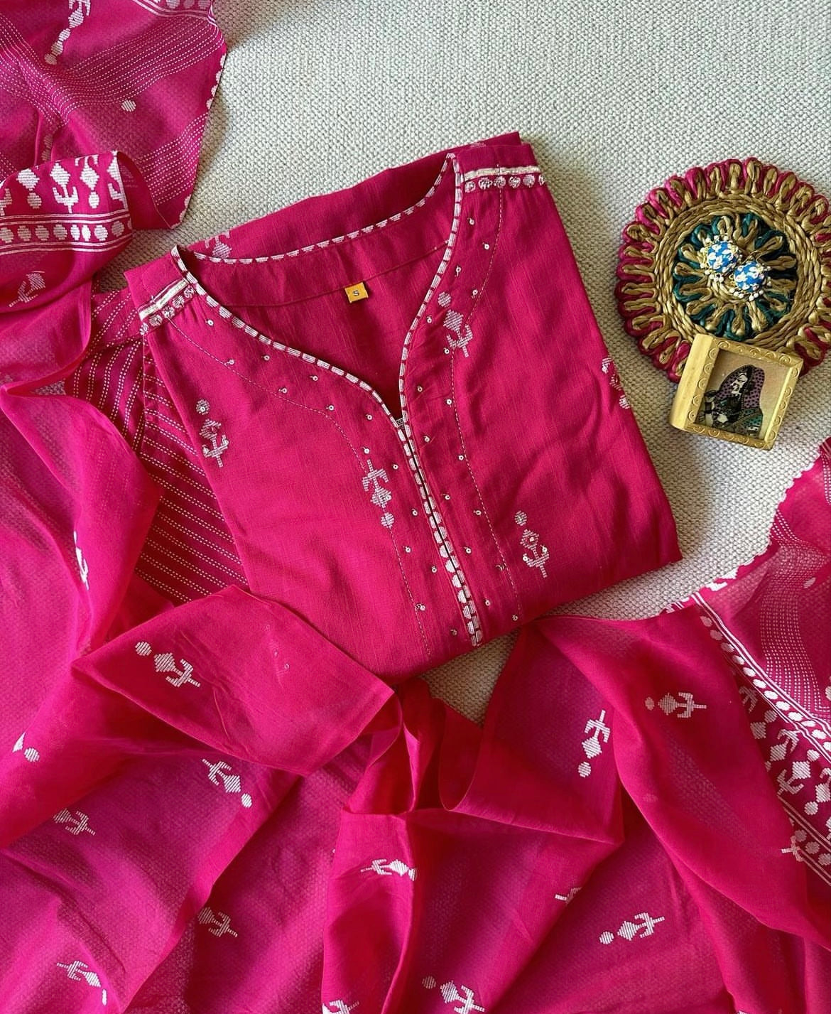 Pink Beautiful cotton Kurti, pant and dupatta - Prisachi Official