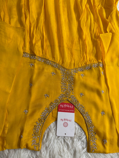 Alia style naira Cut kurti Pant With chiffon Dupatta