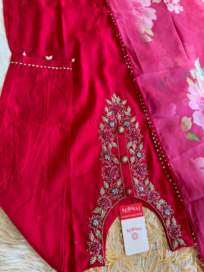 pink neck embroidered kurta set with dupatta - Prisachi Official