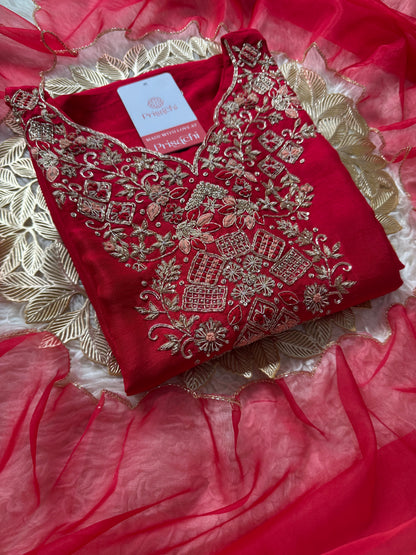 Red Embroidered kurta set with dupatta