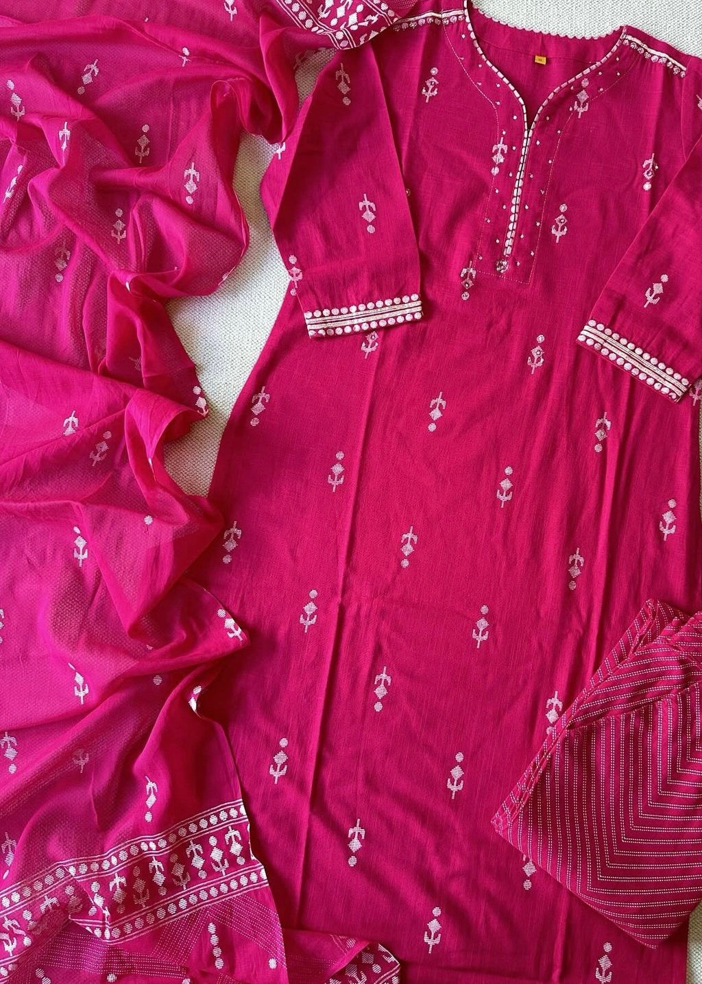 Pink Beautiful cotton Kurti, pant and dupatta - Prisachi Official