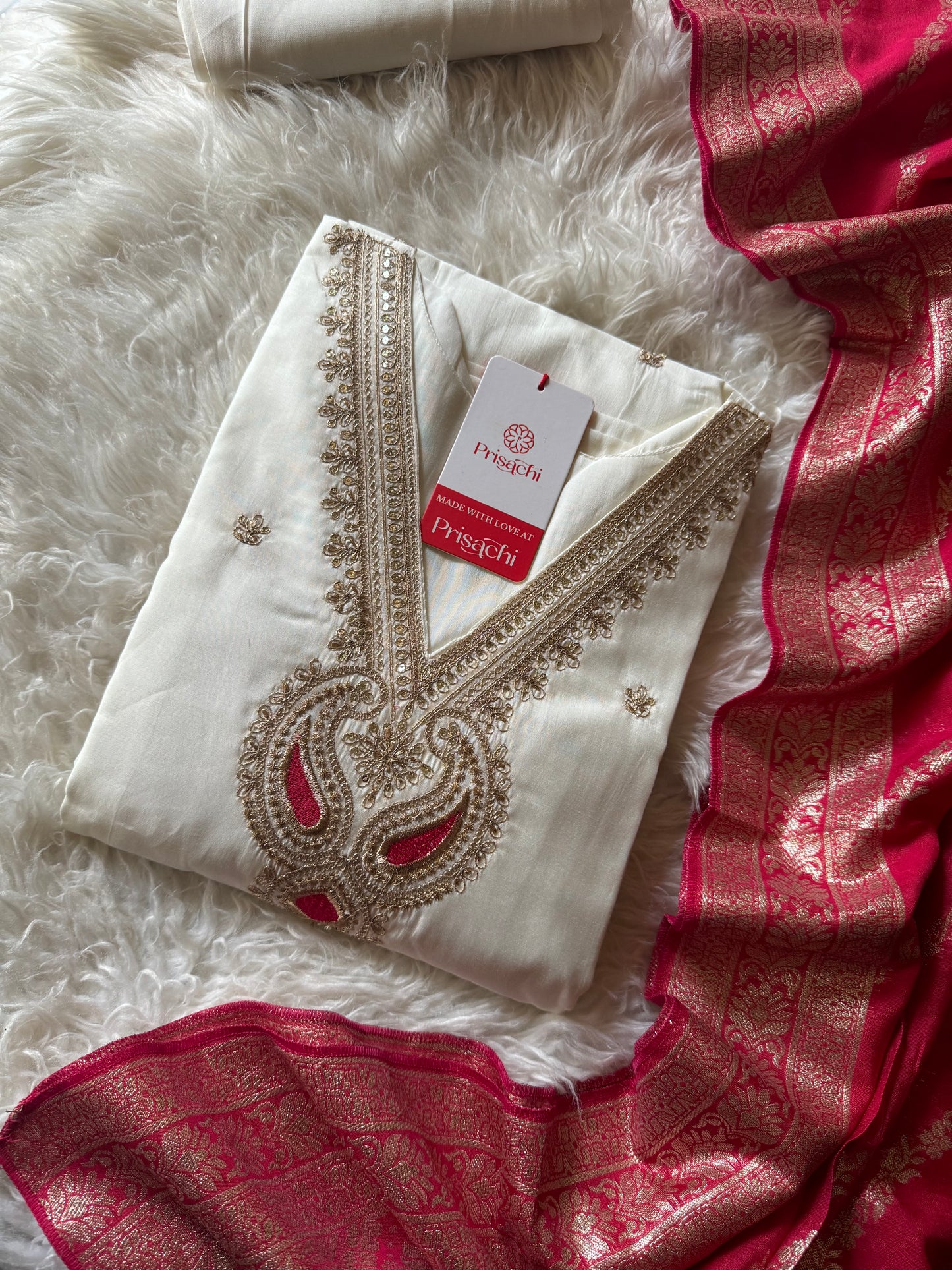 Lilac silk kurta set with Red   dupatta