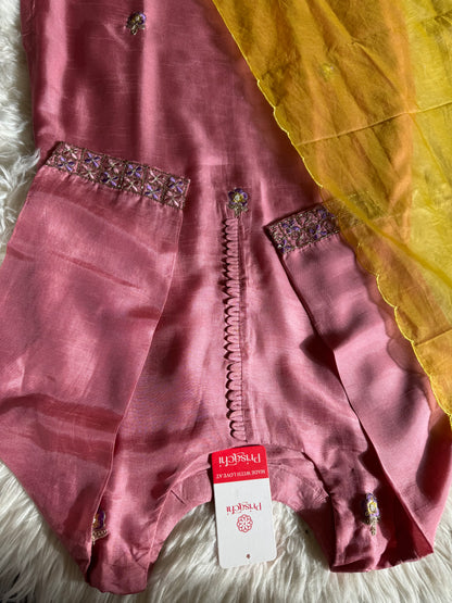 Pink embroidered kurta set with Contrast dupatta