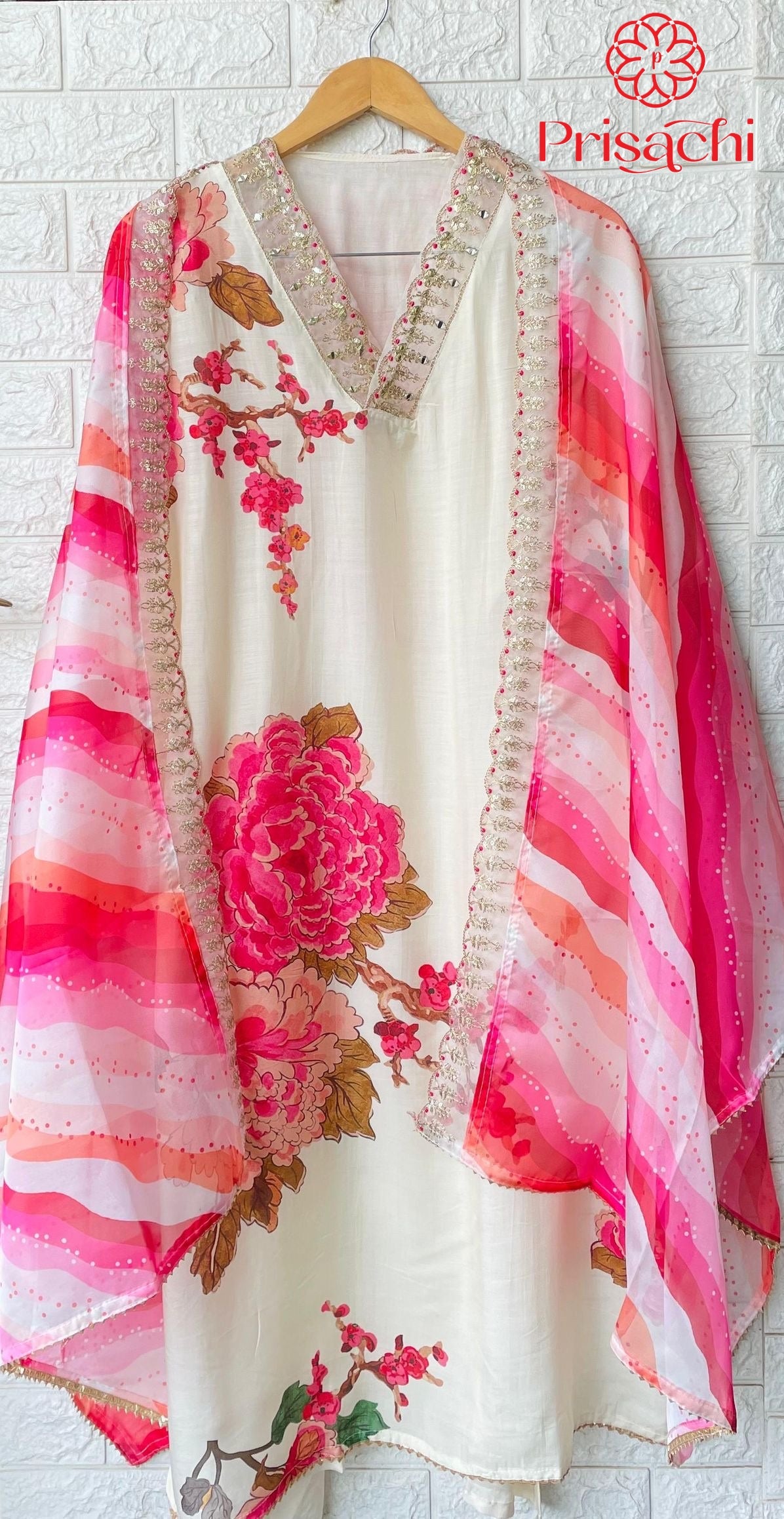 Off White Lilac silk kurta set with Mary Pink dupatta