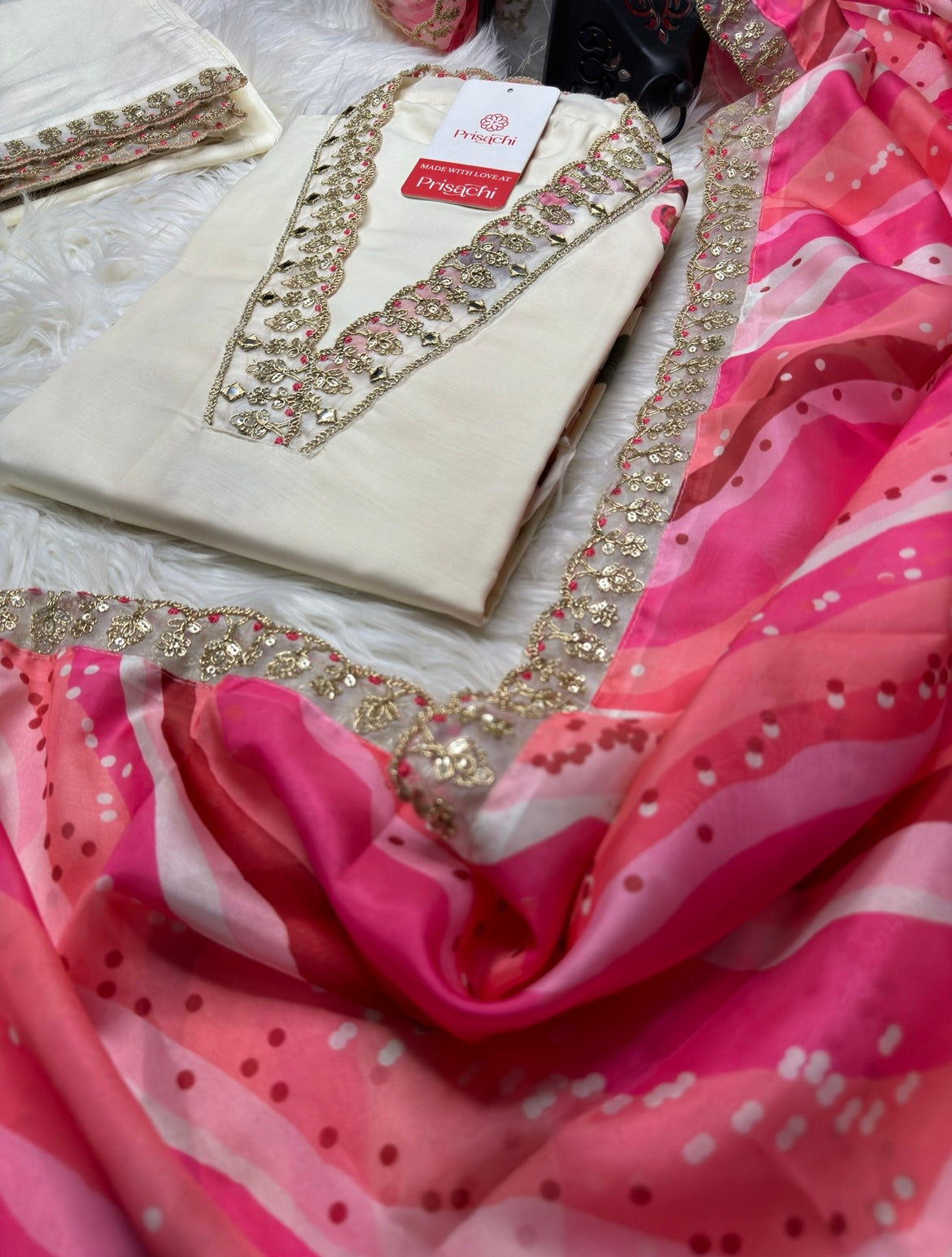 Off White Lilac silk kurta set with Mary Pink dupatta