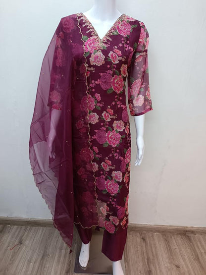 Organza pink floral kurta set with dupatta - Prisachi Official