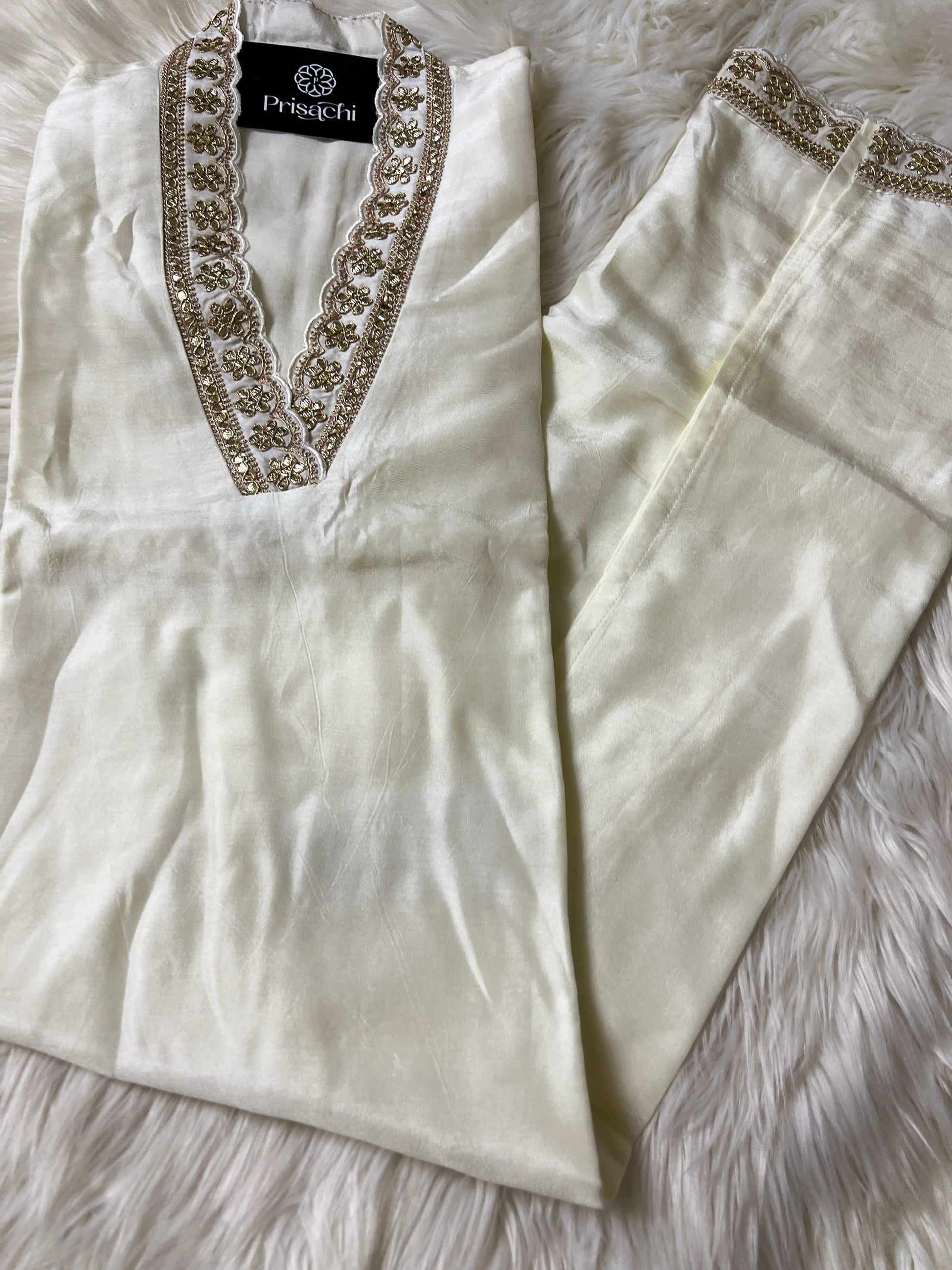 White Lilac silk kurta set with organza dupatta - Prisachi Official