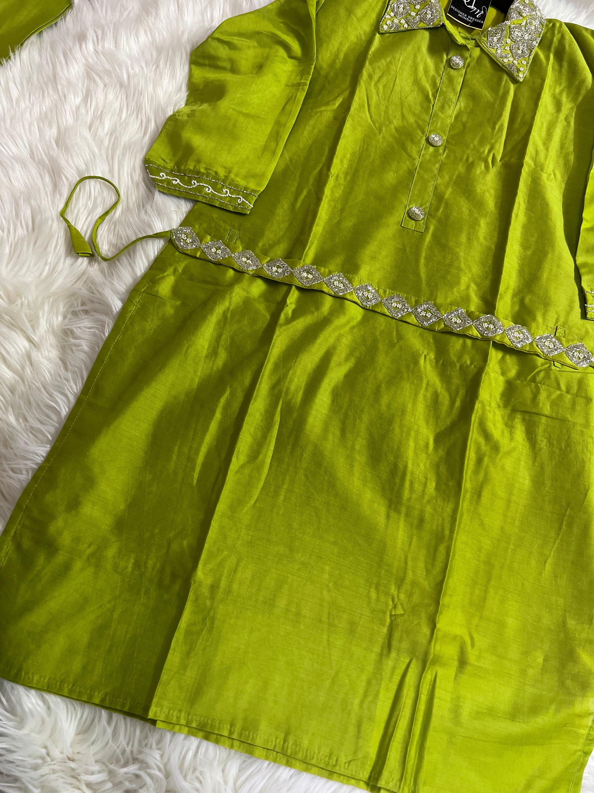 Green co-ord set dress with belt - Prisachi Official