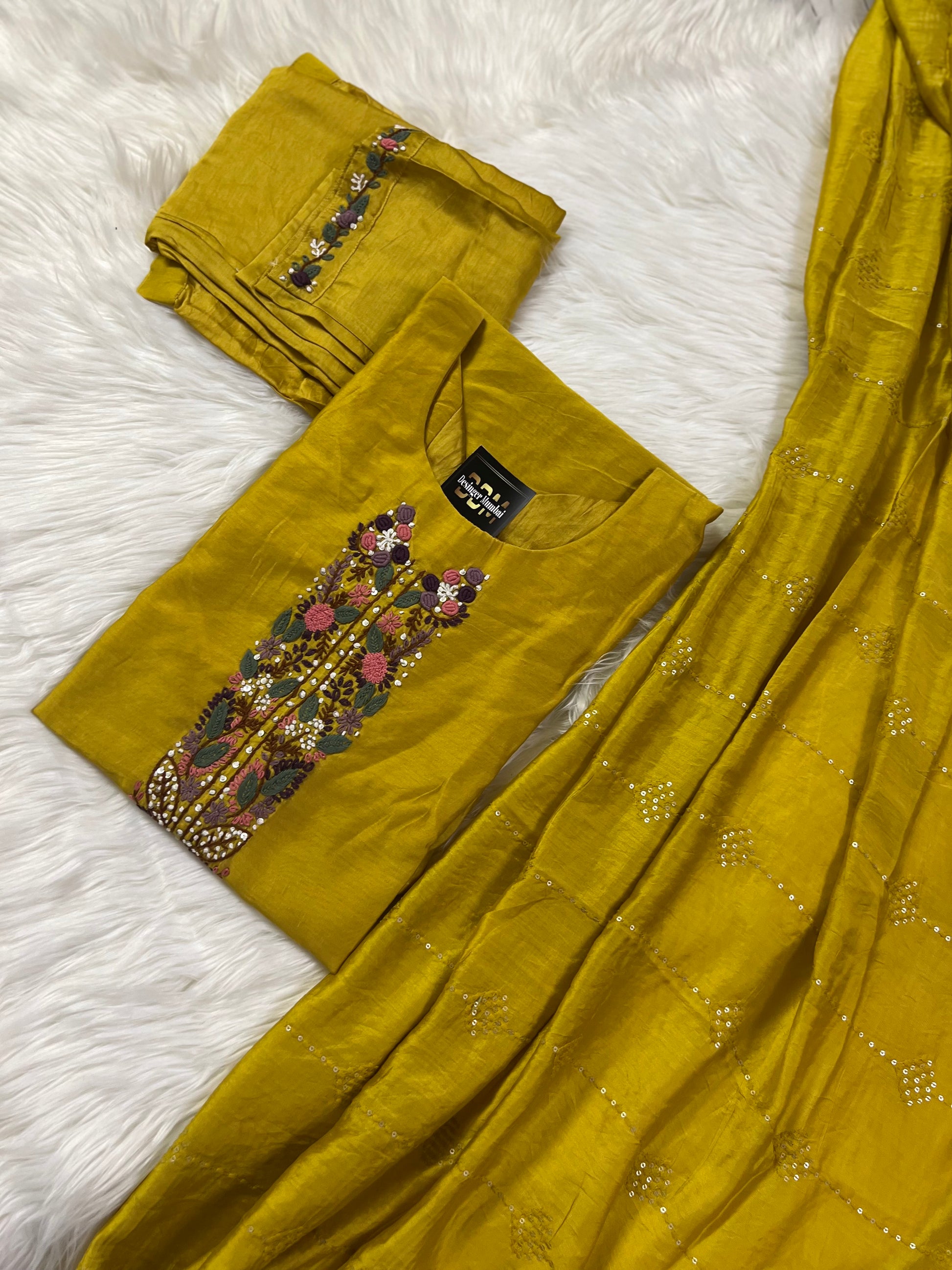 Yellow embroidered chanderi silk kurta set with dupatta - Prisachi Official