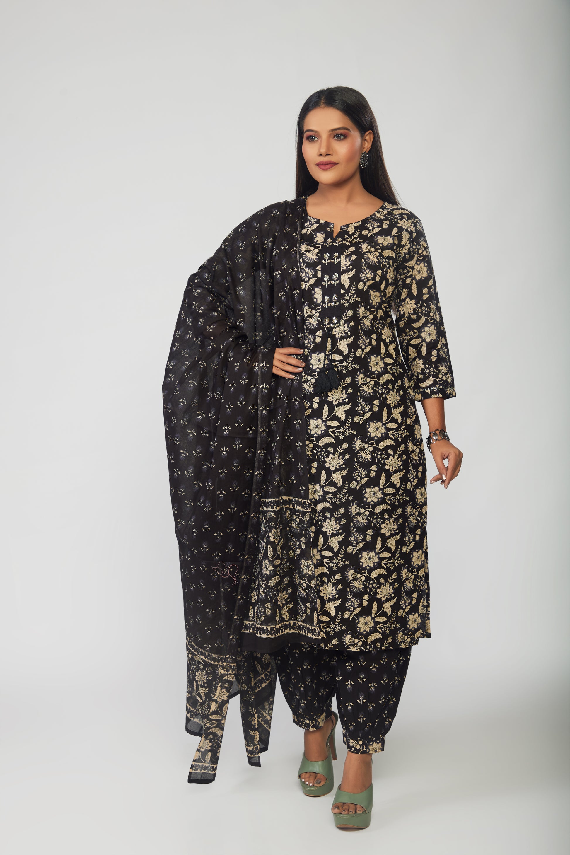 Floral Printed Cotton Kurta With Pants & Dupatta - prisachiofficial