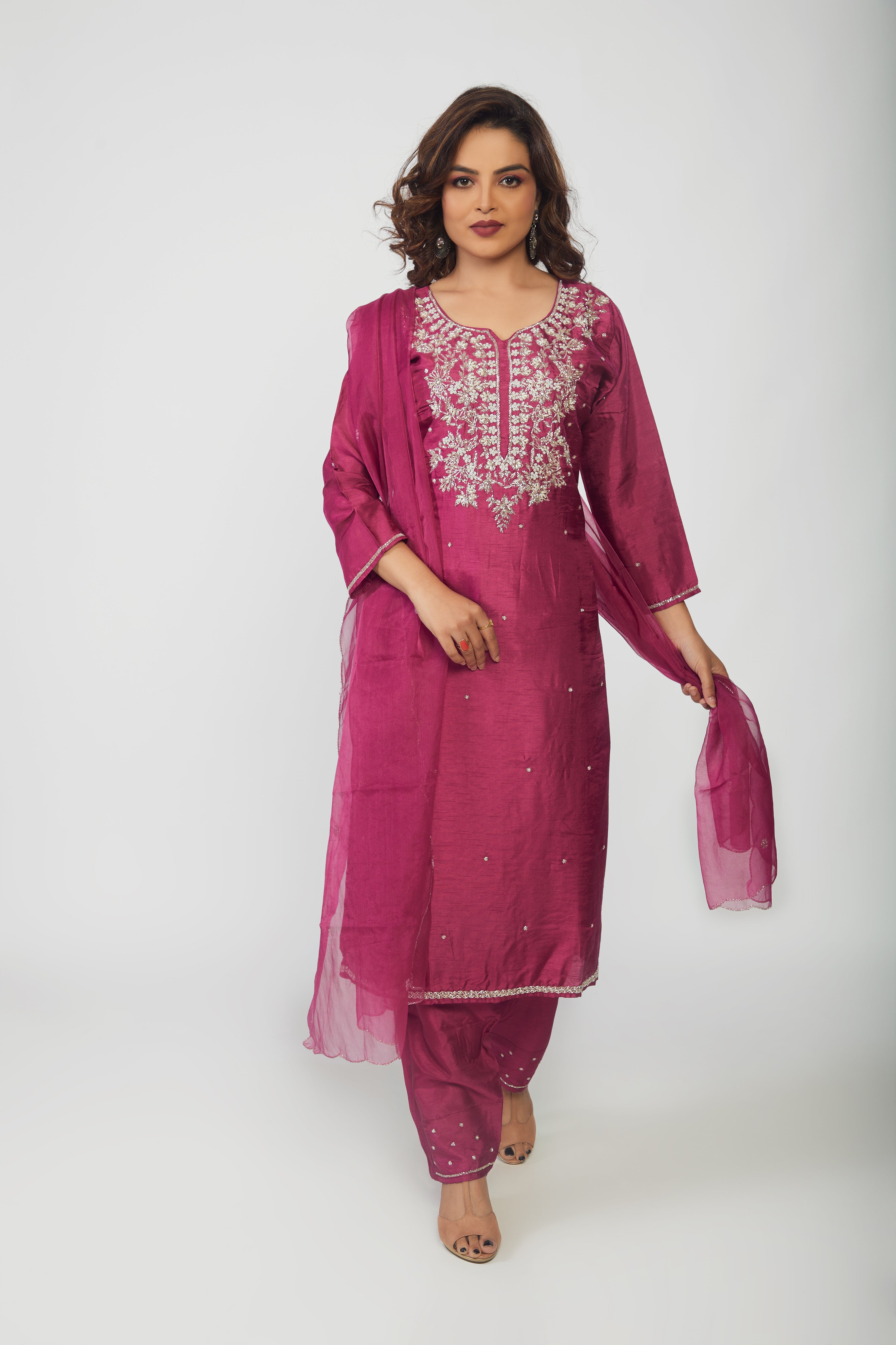 Pink Silk Embroidered Kurta Set – Prisachi Official