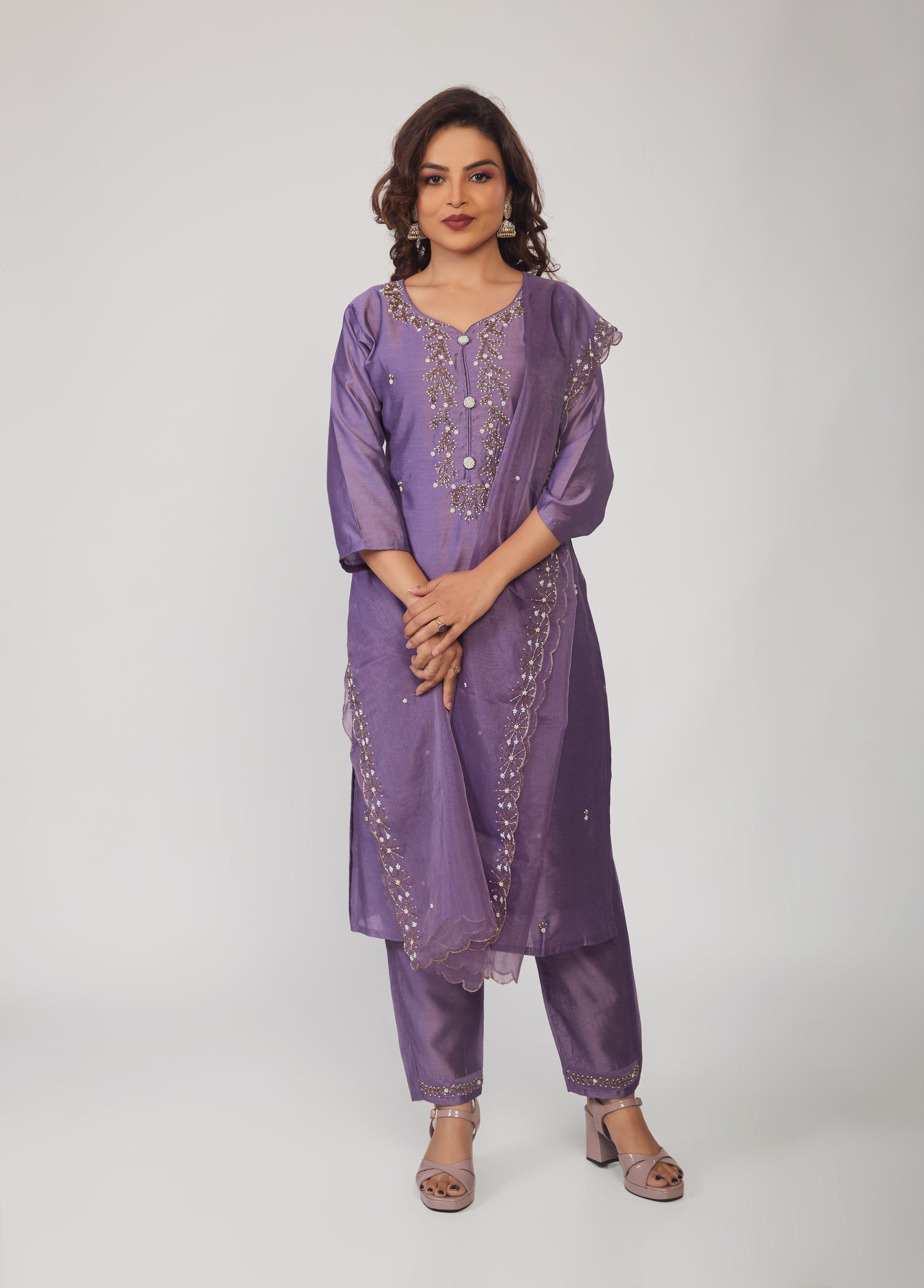 Purple embroidered kurta set with dupatta - prisachiofficial