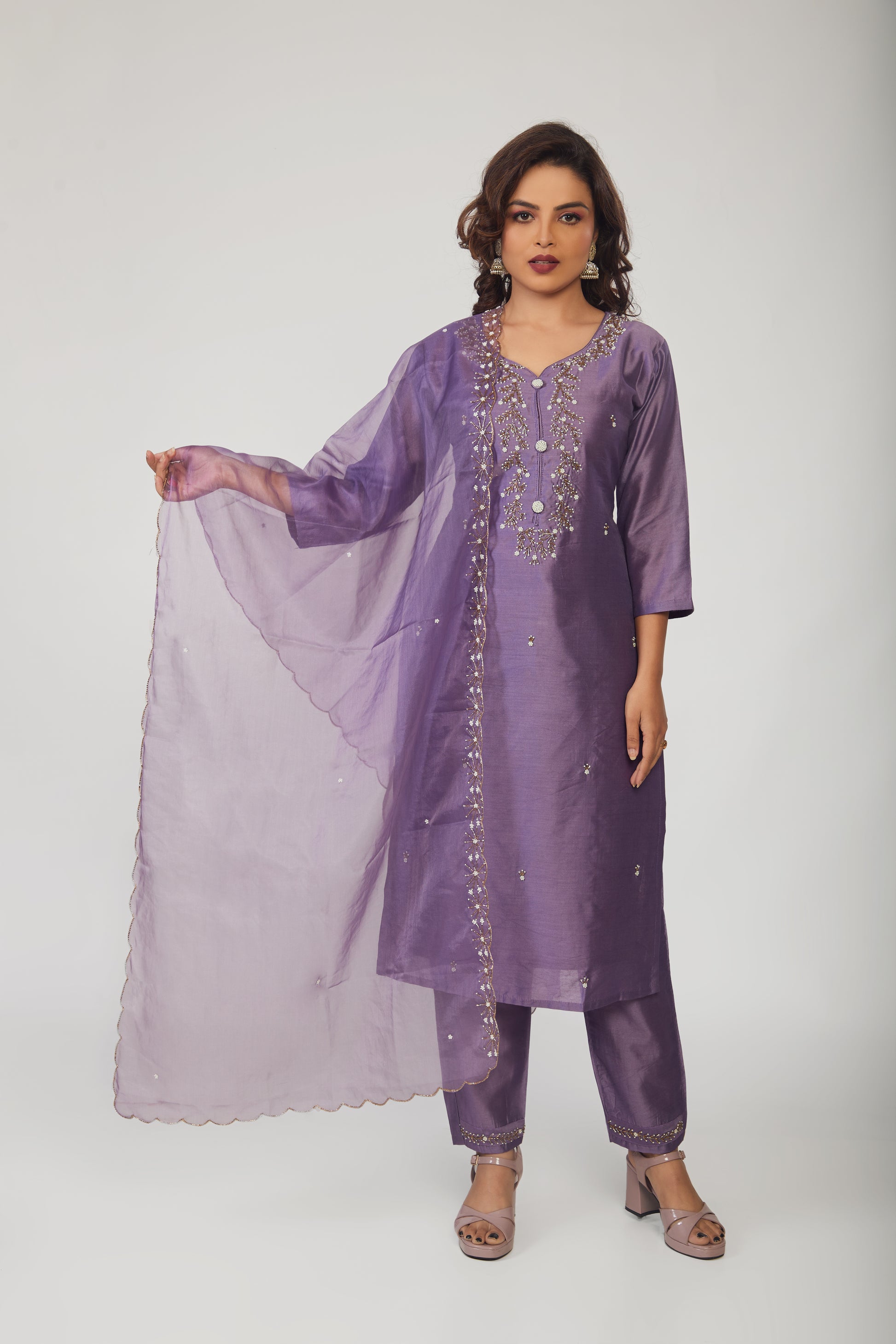 Purple embroidered kurta set with dupatta - prisachiofficial