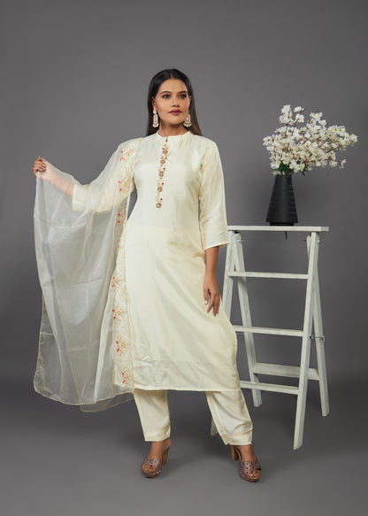 Off-white Handcrafted Straight Cotton Silk Kurta Set - prisachiofficial