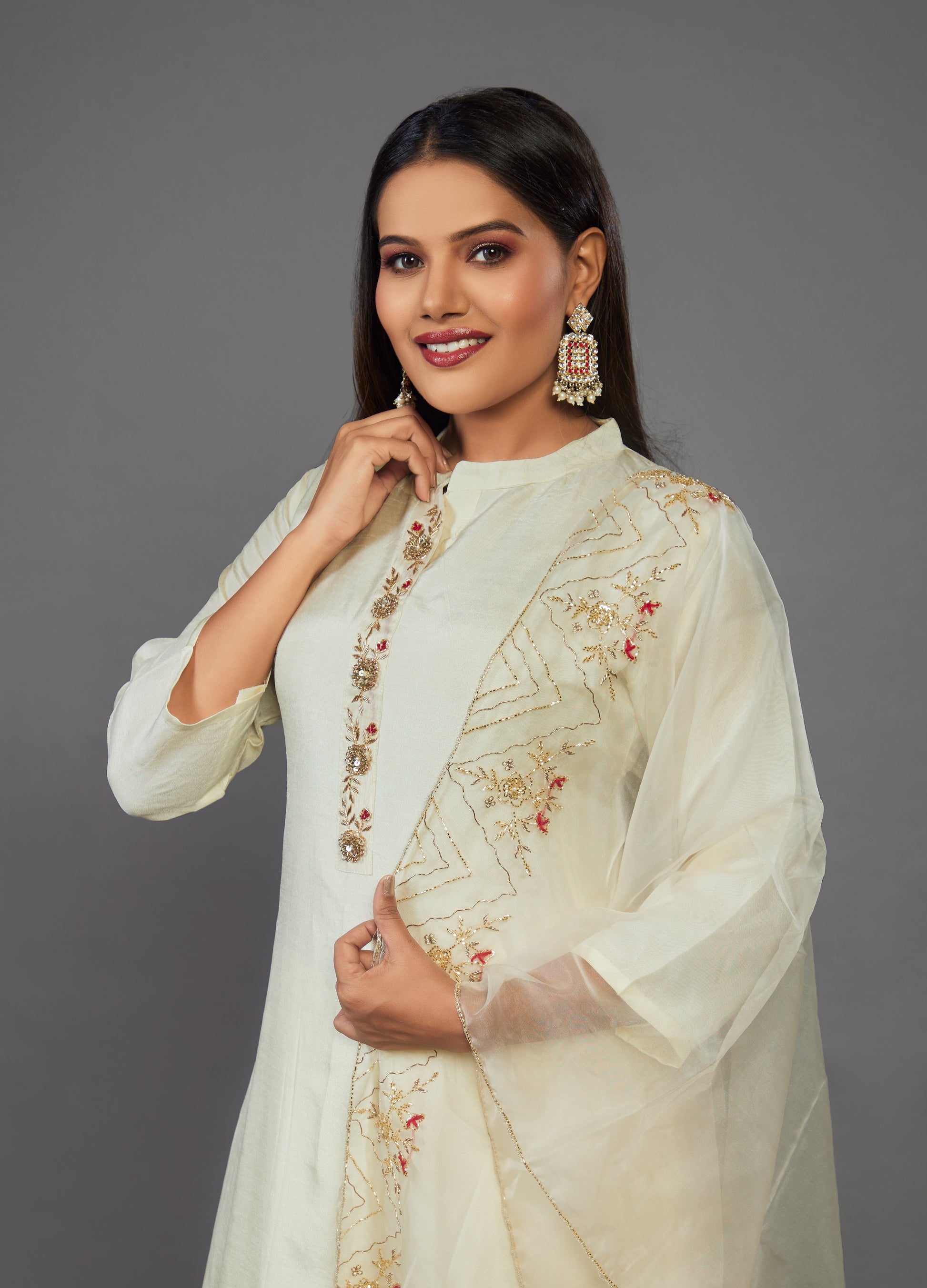 Off-white Handcrafted Straight Cotton Silk Kurta Set - prisachiofficial